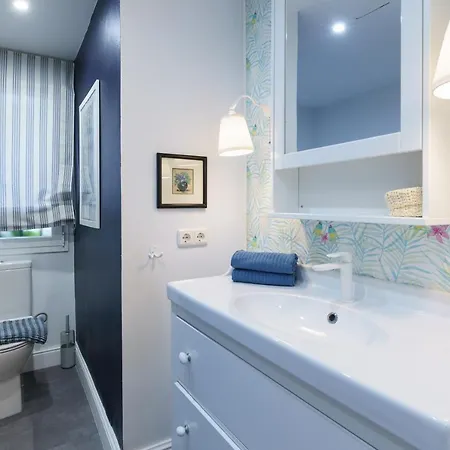 Golden Elveria Daire *