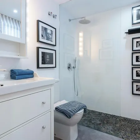 Golden Elveria Apartment *